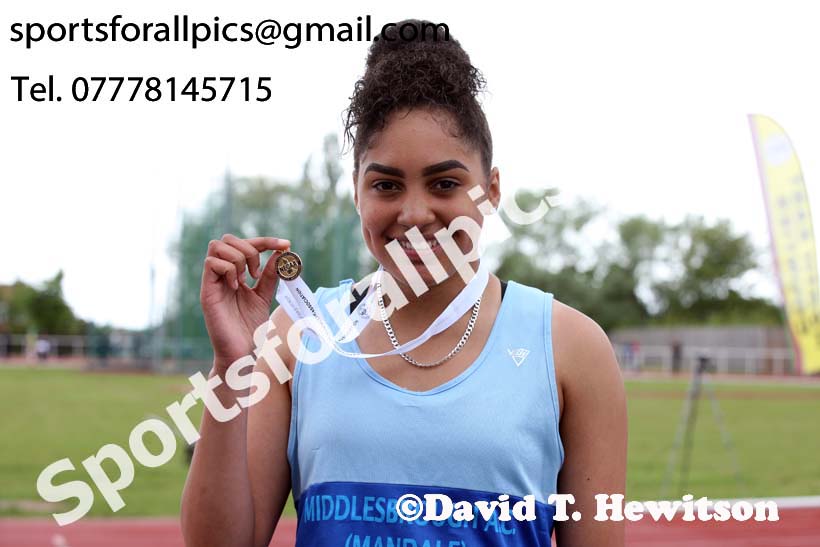 Womens under-17s hammer, North Eastern Track and Fields Champs., Middlesbrough. Photo: David T. Hewitson/Sports for All Pics